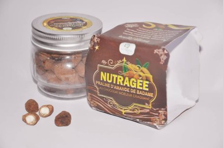 Dragées 'Nutragées' - PRALINE D'AMANDE DE BADAME AU CHOCOLAT MOELEUX CRAQUANT